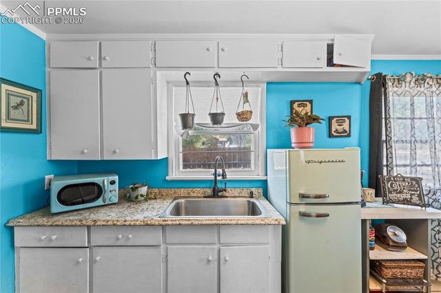 849 E Fountain Boulevard, Colorado Springs, CO 80903