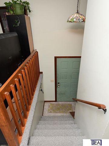12811 Ogden Street, Omaha, NE 68164