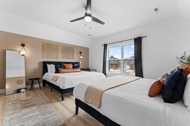 355 Poolside Pass 12, Hollister, MO 65672