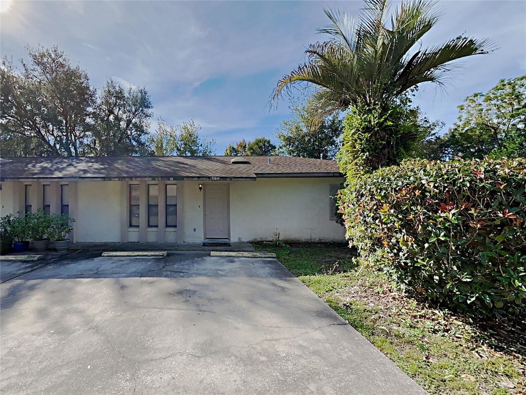 32819 BLOSSOM LANE, Leesburg, FL 34788