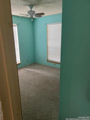 265 SUSIE DR, Canyon Lake, TX 78133
