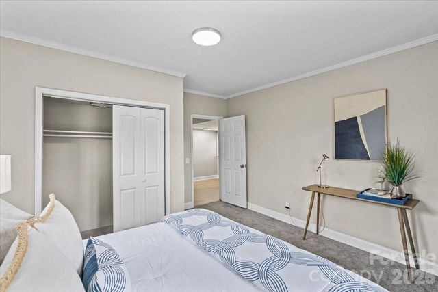 913 W 3rd Avenue, Gastonia, NC 28052