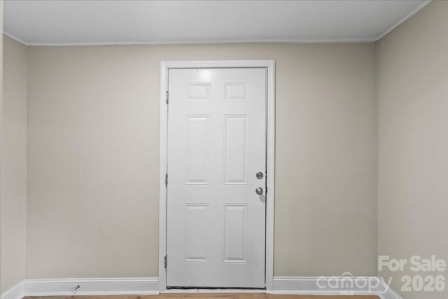 913 W 3rd Avenue, Gastonia, NC 28052