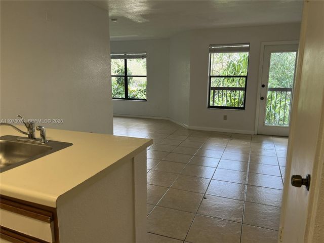 4221 W Mcnab Rd 43, Pompano Beach, FL 33069