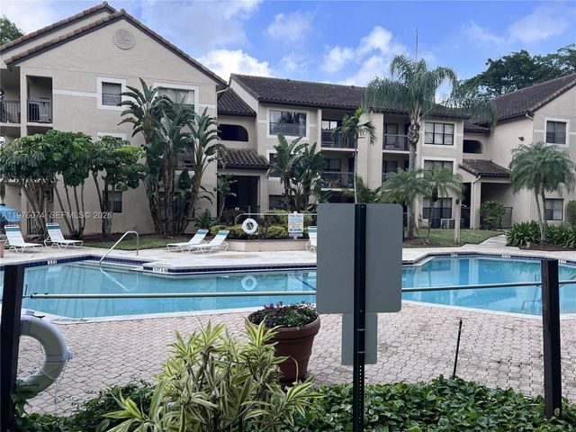 4221 W Mcnab Rd 43, Pompano Beach, FL 33069