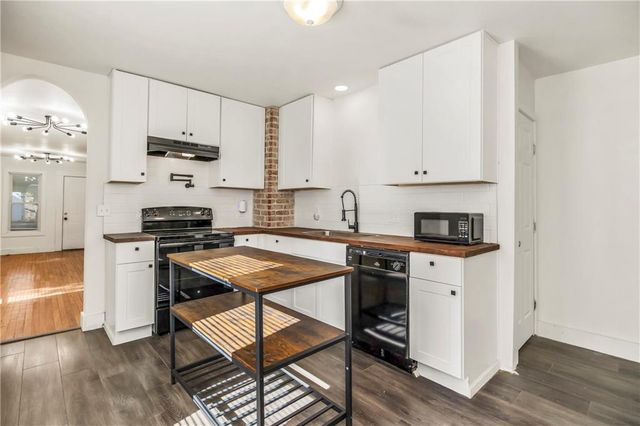 1529 S Harvard Avenue, Independence, MO 64052