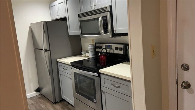 3524 West Shore Road 807, Warwick, RI 02886