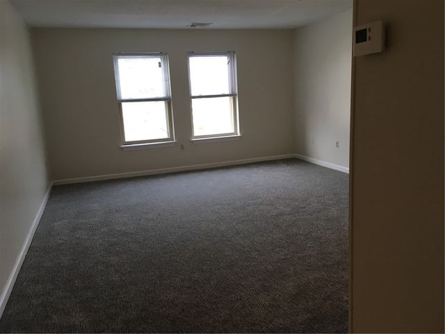 3524 West Shore Road 807, Warwick, RI 02886