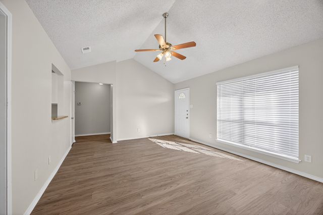 2709 College Park Drive, Rowlett, TX 75088