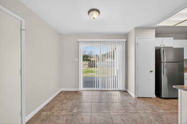 2709 College Park Drive, Rowlett, TX 75088