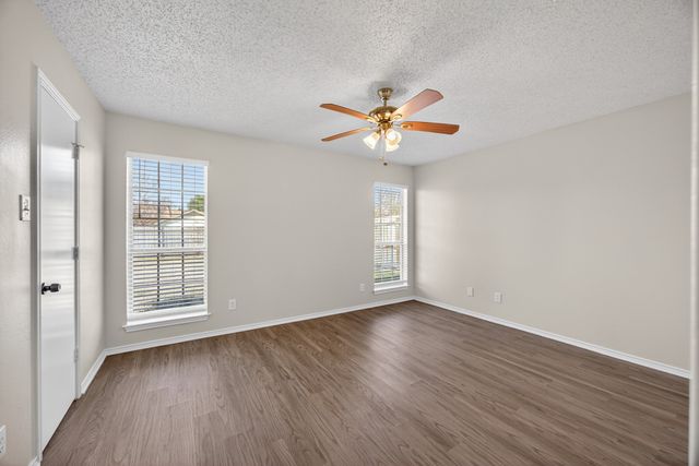 2709 College Park Drive, Rowlett, TX 75088