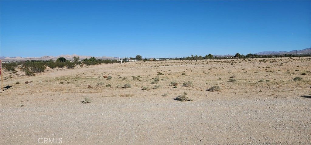 10355 10355 Jingal, Lucerne Valley, CA 92356