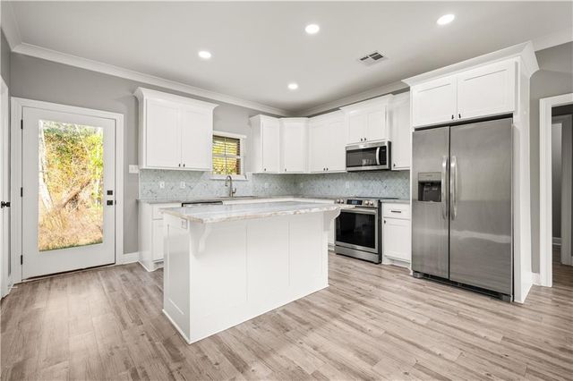 312 WALKER GRAVE PIT Road, Dry Prong, LA 71423