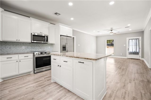 312 WALKER GRAVE PIT Road, Dry Prong, LA 71423