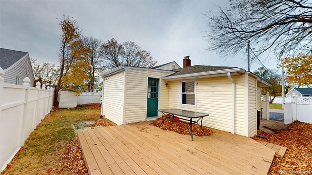 331 E 3rd Street, Deer Park, NY 11729