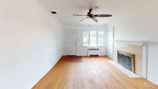 331 E 3rd Street, Deer Park, NY 11729