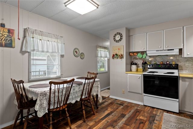 5090 S Florence Terrace, Floral City, FL 34436