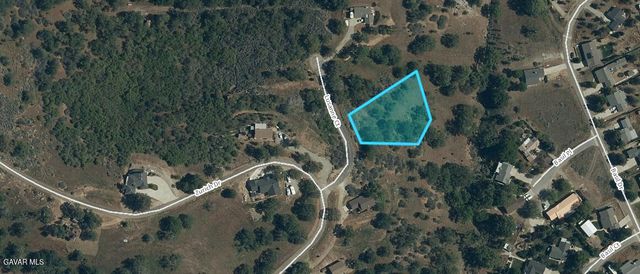 Lusanne Court, Tehachapi, CA 93561