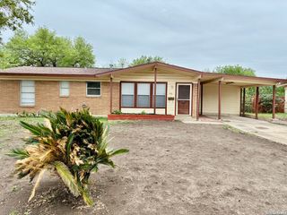 460 Rampart Dr., San Antonio, TX 78216