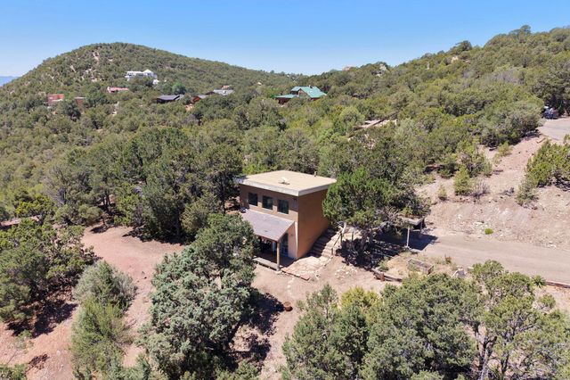 2109 Paseo Del Monte, Santa Fe, NM 87501