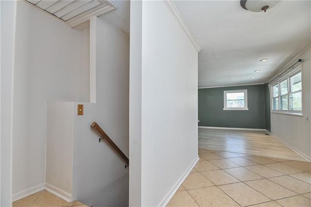 954 Sutton Court, Kansas City, KS 66103