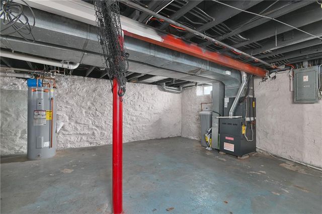 954 Sutton Court, Kansas City, KS 66103