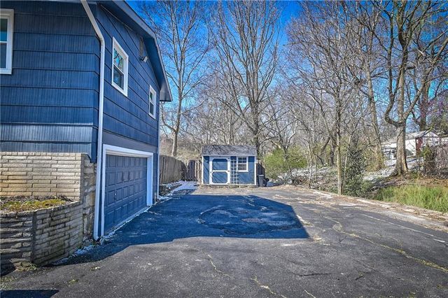 954 Sutton Court, Kansas City, KS 66103