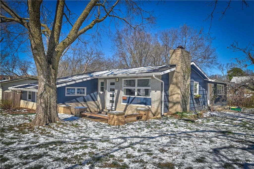 954 Sutton Court, Kansas City, KS 66103