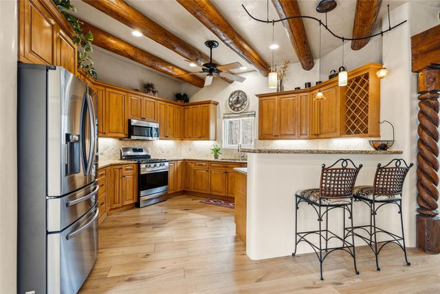 2720 Pradera Court, Santa Fe, NM 87505