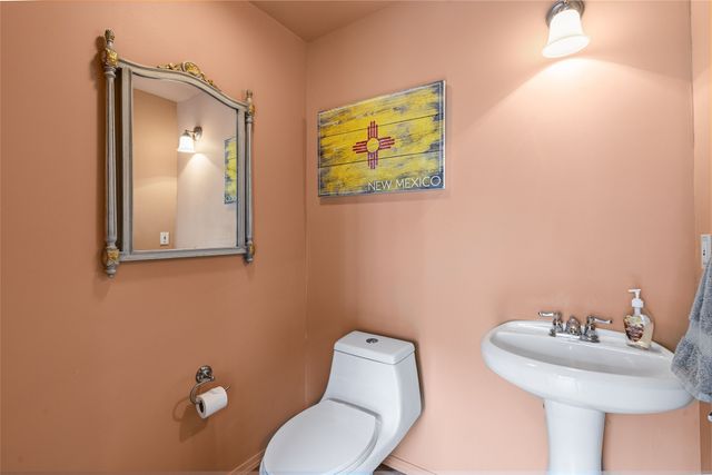 2720 Pradera Court, Santa Fe, NM 87505