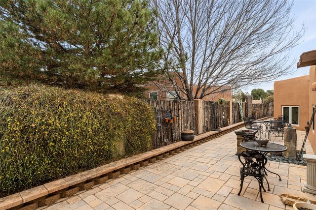 2720 Pradera Court, Santa Fe, NM 87505