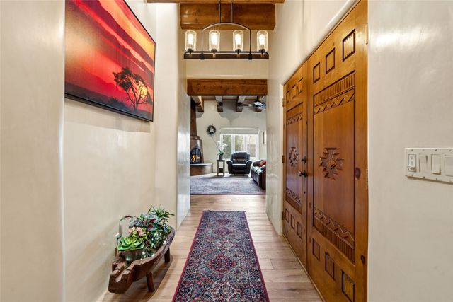 2720 Pradera Court, Santa Fe, NM 87505