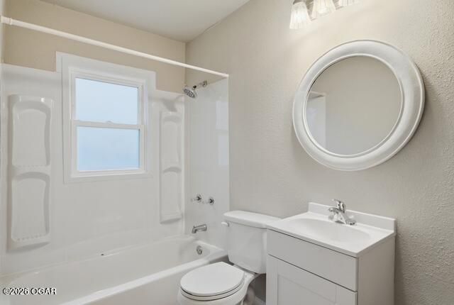 312 W Wilson Street, Carterville, MO 64835