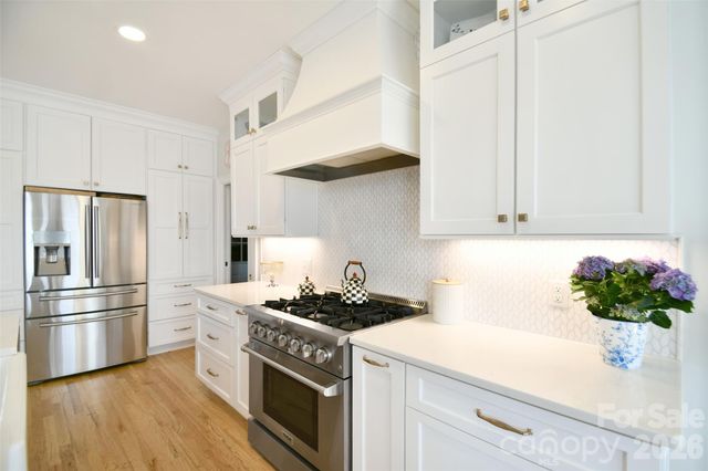 1320 Hudson Place, Davidson, NC 28036