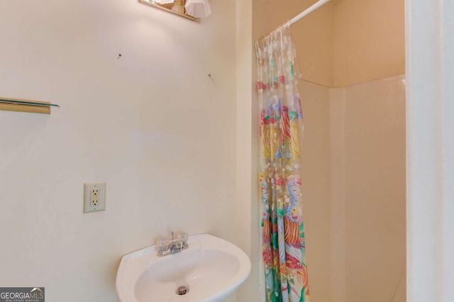 3629 Lakeview Drive, Gainesville, GA 30501