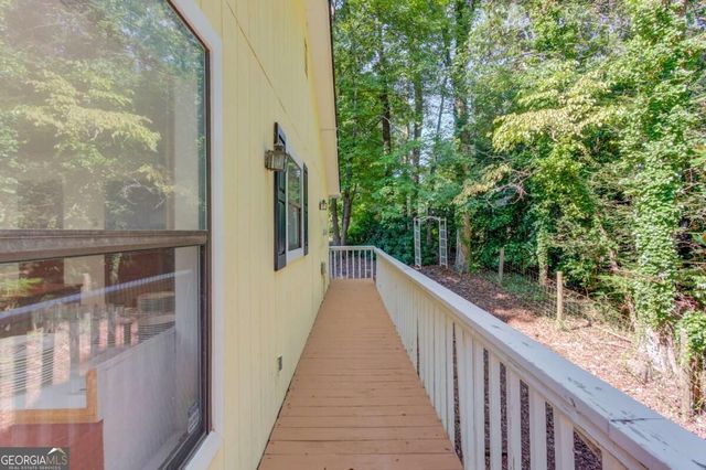 3629 Lakeview Drive, Gainesville, GA 30501
