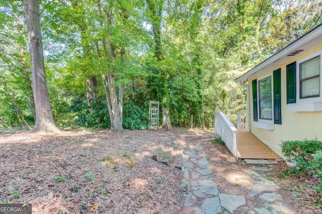 3629 Lakeview Drive, Gainesville, GA 30501