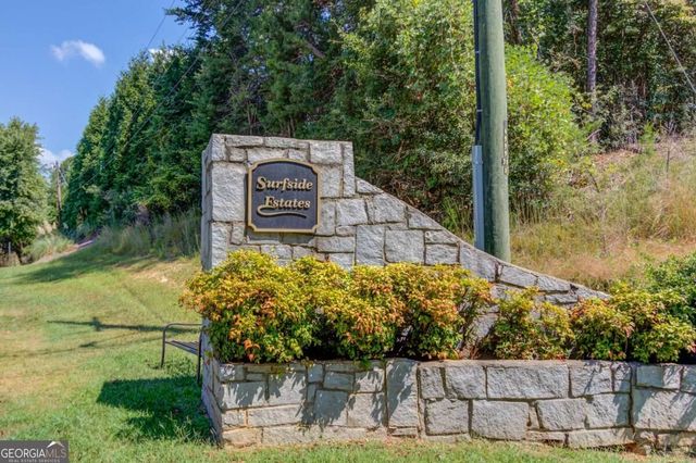 3629 Lakeview Drive, Gainesville, GA 30501