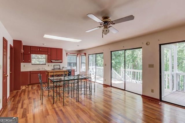 3629 Lakeview Drive, Gainesville, GA 30501