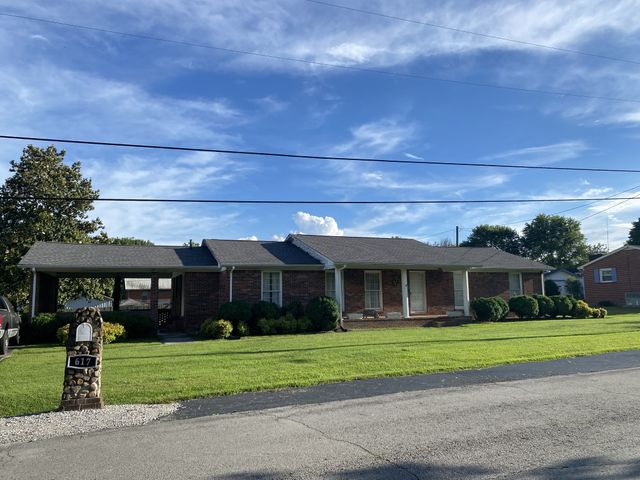 615 Cill St, Smithville, TN 37166