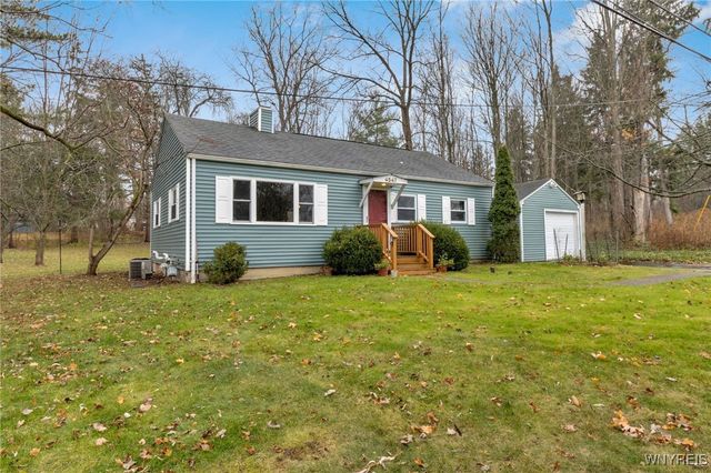 4547 Duerr Road, Orchard Park, NY 14127