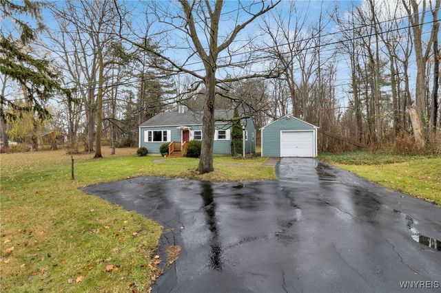 4547 Duerr Road, Orchard Park, NY 14127