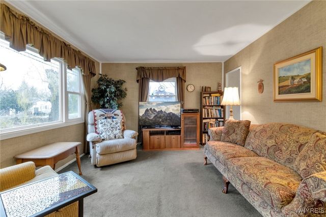 4547 Duerr Road, Orchard Park, NY 14127