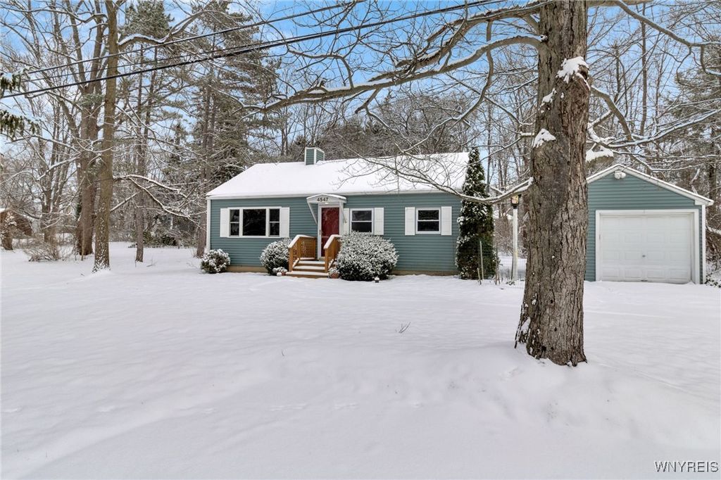 4547 Duerr Road, Orchard Park, NY 14127