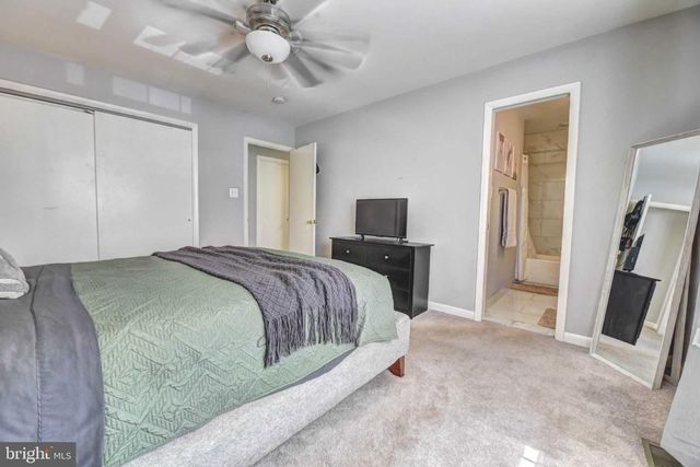 2226 GUNSMITH SQ, Reston, VA 20191