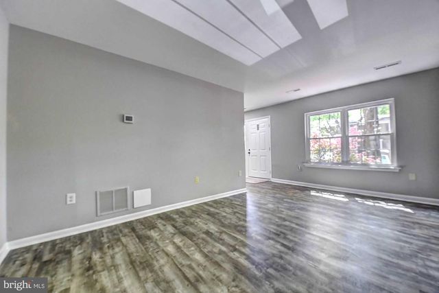 2226 GUNSMITH SQ, Reston, VA 20191