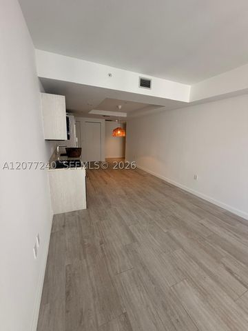 55 SW 9th St 3609, Miami, FL 33130