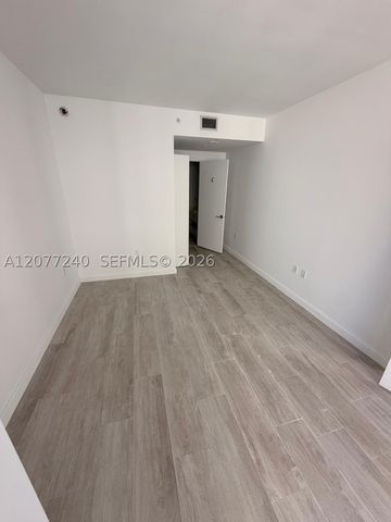 55 SW 9th St 3609, Miami, FL 33130