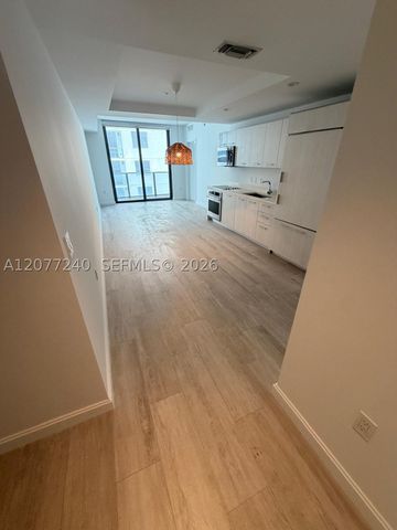 55 SW 9th St 3609, Miami, FL 33130