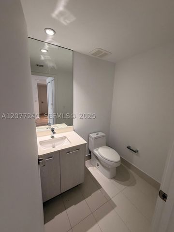 55 SW 9th St 3609, Miami, FL 33130